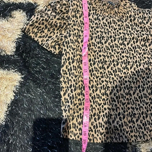 ZARA Mock Neck short Sleeve knit  Leopard print top Sz Large - Picture 6 of 10